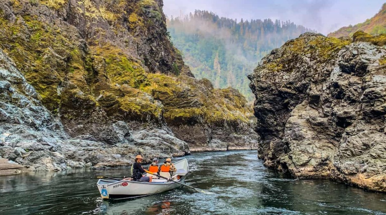 Rogue River Fishing Guides, Fishing Trips